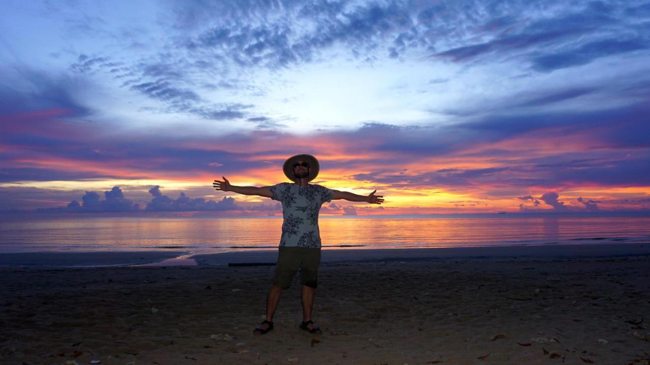 Arkadia Beach Resort Underground River Sabang  Luaran gambar